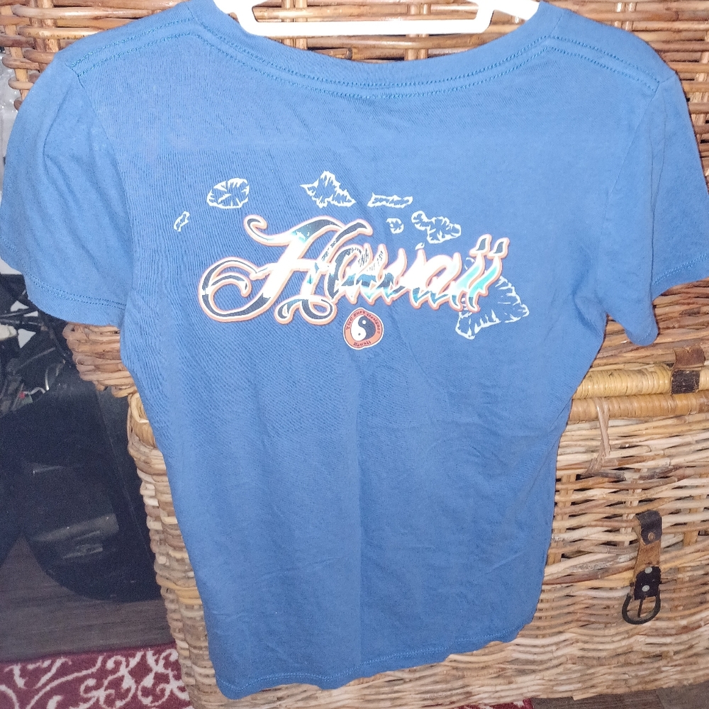 Extremely Rare T&C Surf women's t shirt